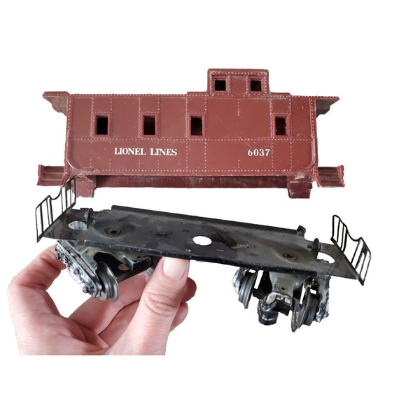 Lionel Lines O27 Gauge #6037 Brown Cupola Caboose Train Car Toy FLAWS Untested - Picture 7 of 8
